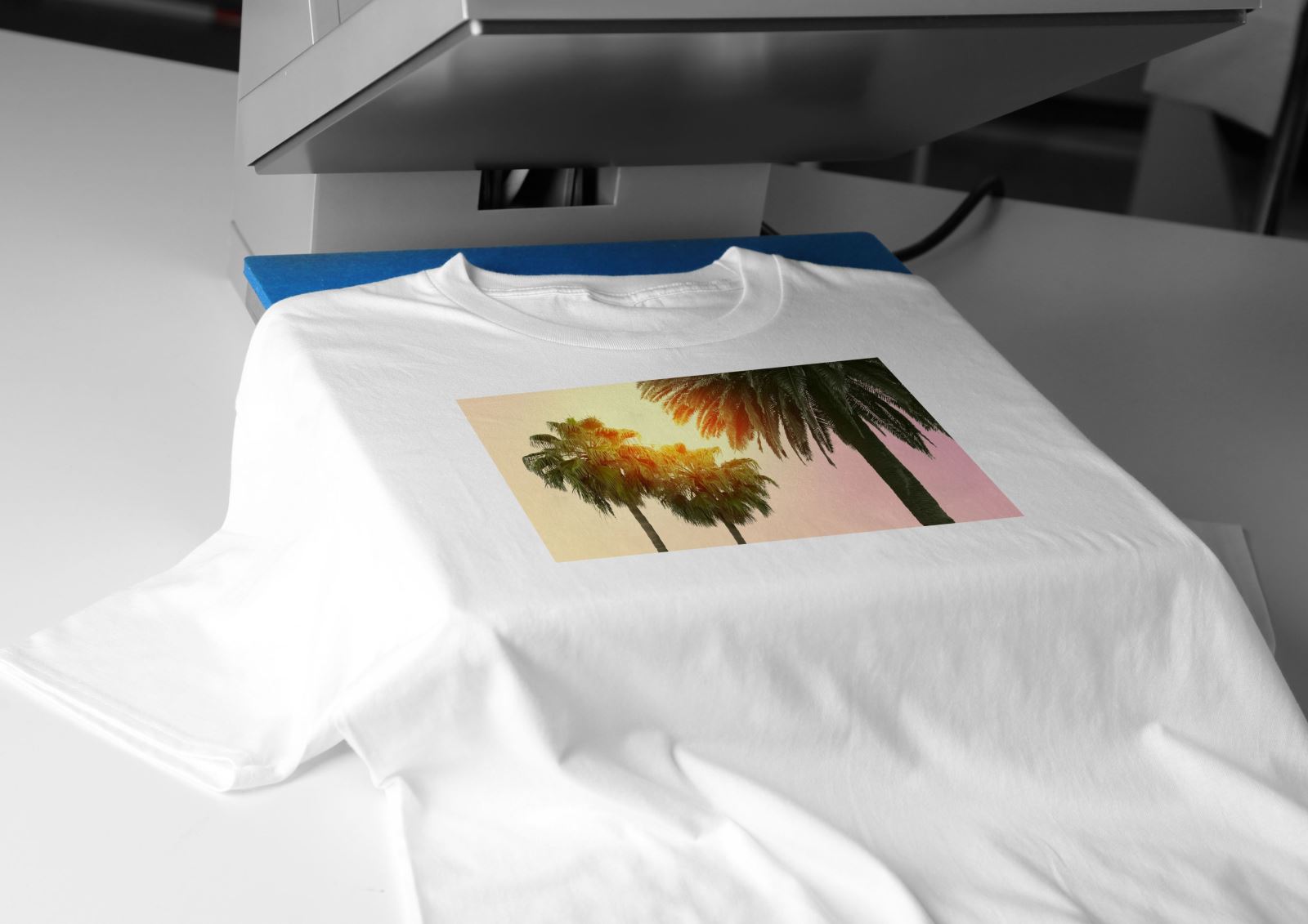 Example of printed logo on workwear